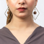 ADORABLE SQUARE EARRINGS - Image 4